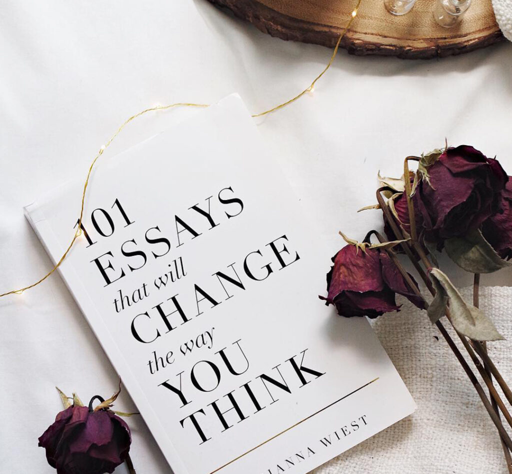 101 essays that will change the way you think - books to read